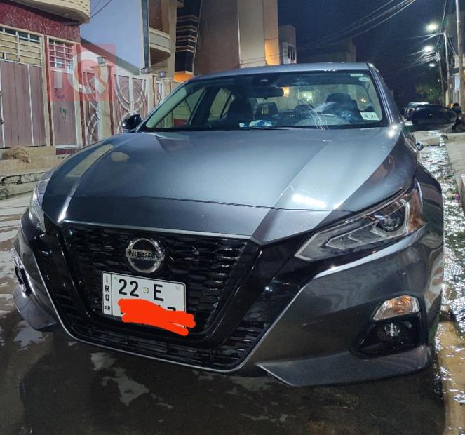 نيسان ألتيما